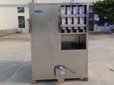 Video of 2 tons /day cube ice machine , water cooling (KW-C2)