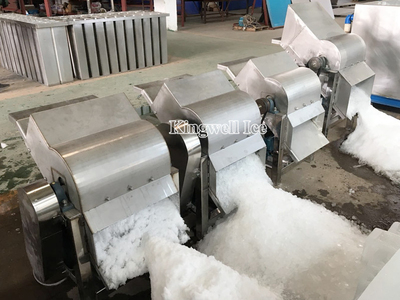 Several stainless steel ice crusher makers under testing